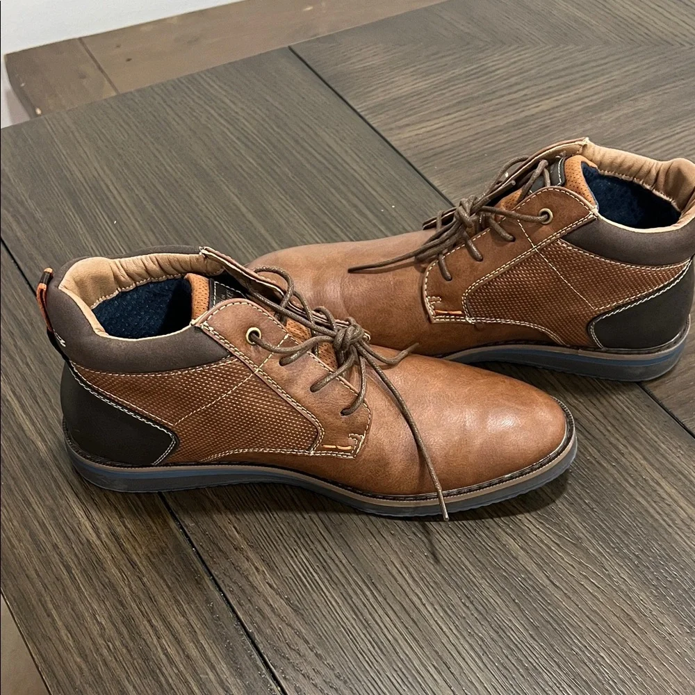 Nunn Bush elegant tan